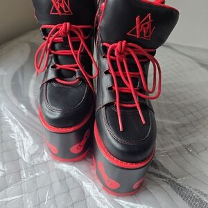 YRU Black and Red Hello Kitty Platform Sneakers